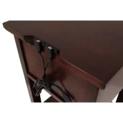 Marnville Side Table Reddish Brown - Signature Design By Ashley -Lush Living Store GUEST 4d2bab19 31cf 4246 809a 832e8544790a